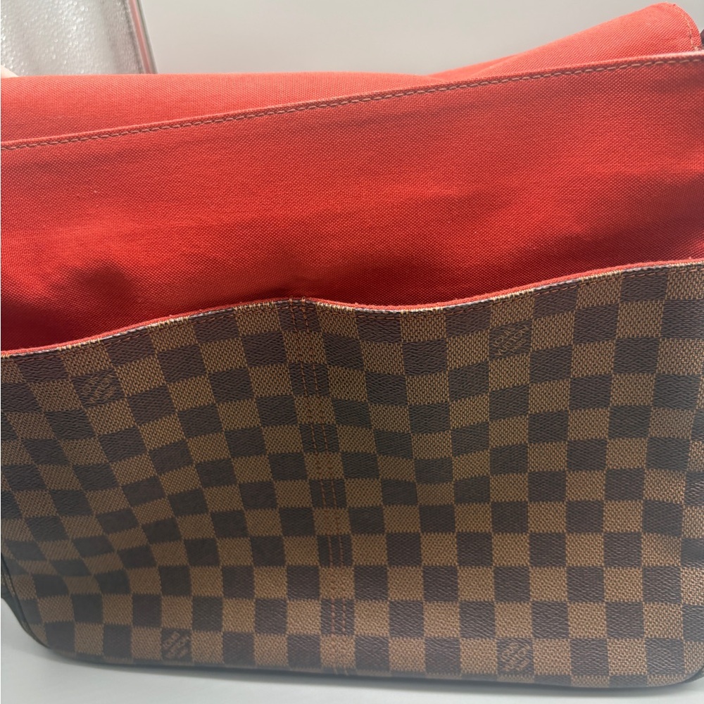 Louis Vuitton District PM Damier Ebene Messenger Crossbody Bag Authenticated - Picture 10 of 16